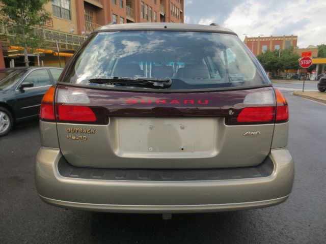 Subaru Outback 2003 photo 3