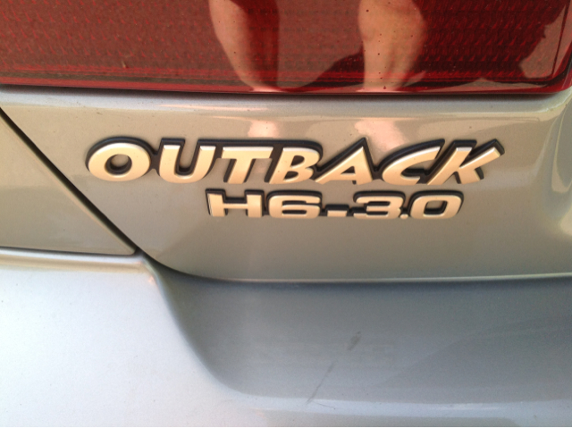 Subaru Outback 2003 photo 14