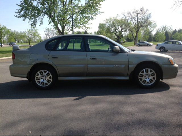 Subaru Outback 2003 photo 29