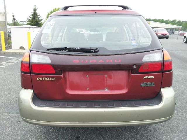 Subaru Outback 2003 photo 4