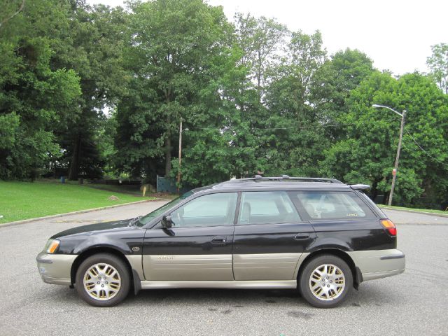 Subaru Outback 2003 photo 1