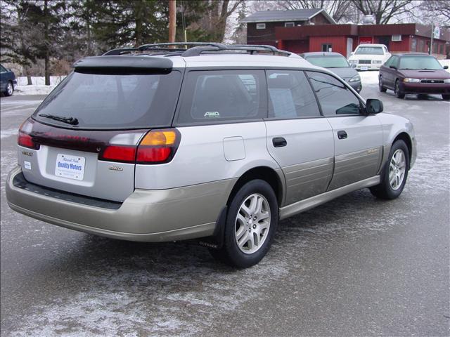 Subaru Outback 2003 photo 2