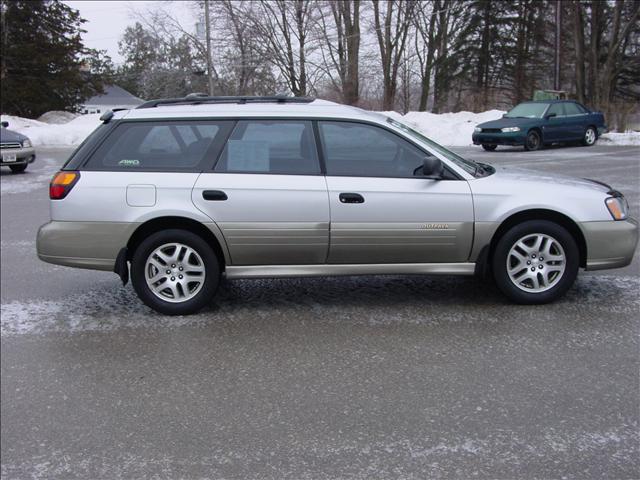 Subaru Outback 2003 photo 3