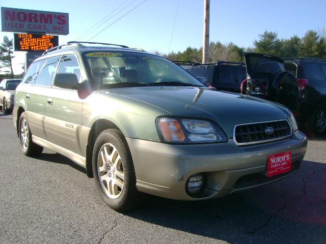 Subaru Outback 2003 photo 2