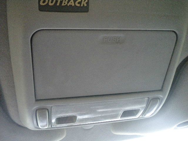 Subaru Outback 2004 photo 14