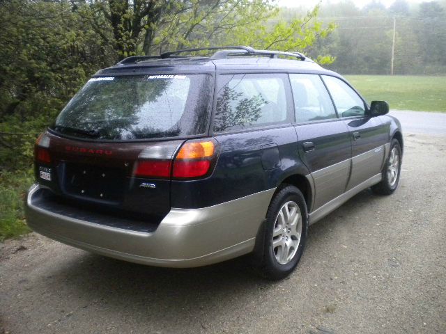 Subaru Outback 2004 photo 27