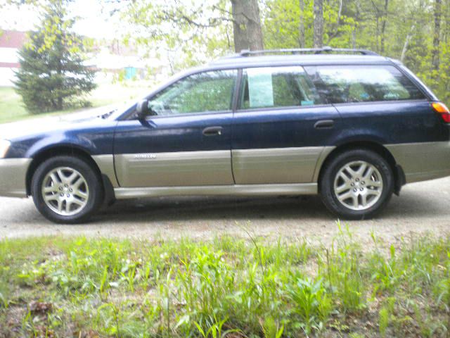 Subaru Outback 2004 photo 31