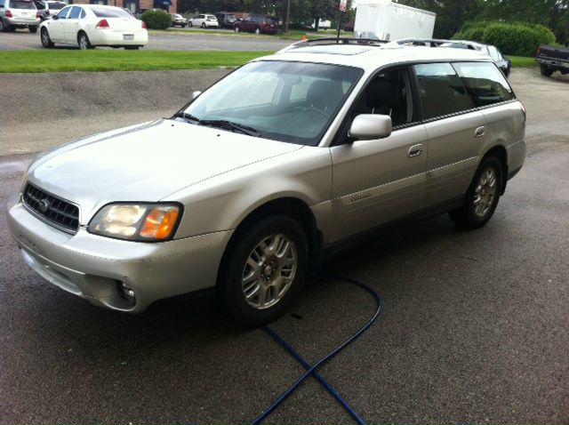 Subaru Outback 2004 photo 4