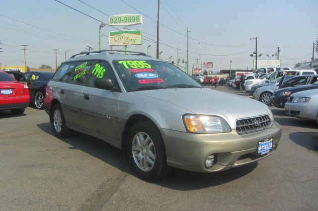 Subaru Outback 2004 photo 2