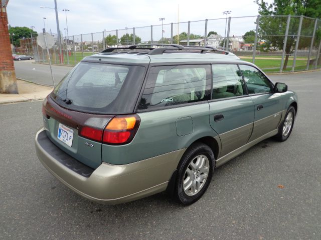 Subaru Outback 2004 photo 3