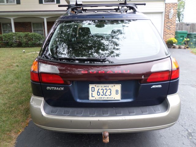 Subaru Outback 2004 photo 1