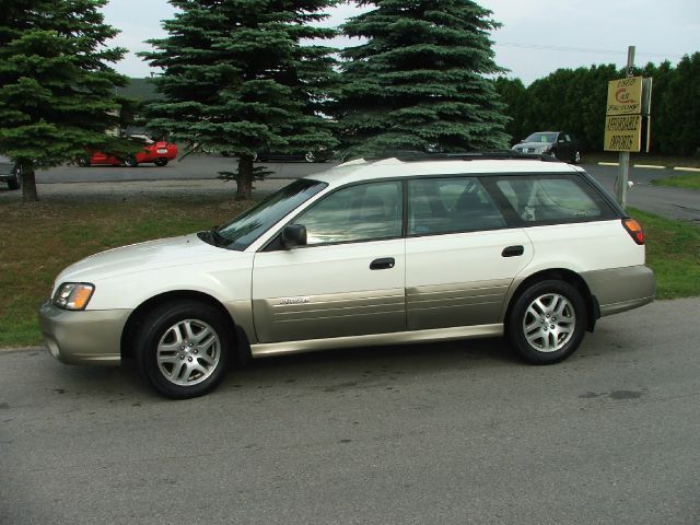 Subaru Outback 2004 photo 2