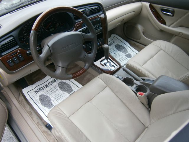 Subaru Outback 2004 photo 18