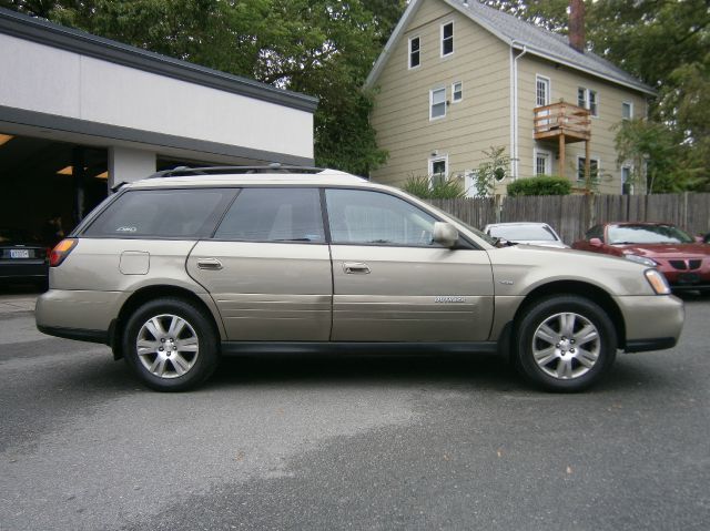 Subaru Outback 2004 photo 23