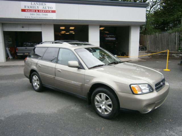 Subaru Outback 2004 photo 25