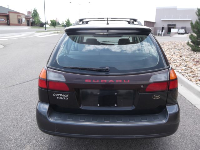 Subaru Outback 2004 photo 1