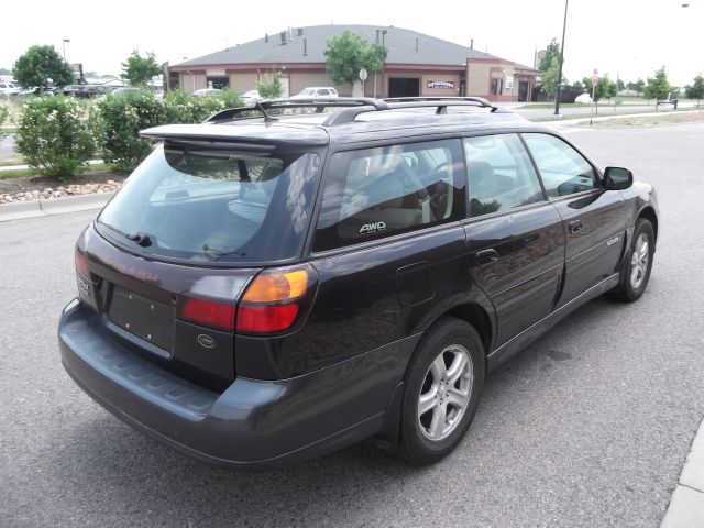 Subaru Outback 2004 photo 4