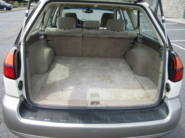 Subaru Outback 2004 photo 4