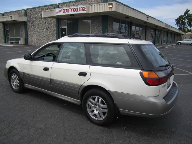 Subaru Outback 2004 photo 7