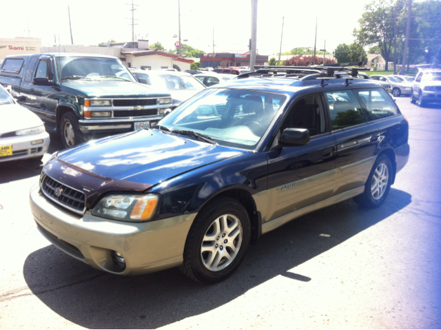 Subaru Outback 2004 photo 2