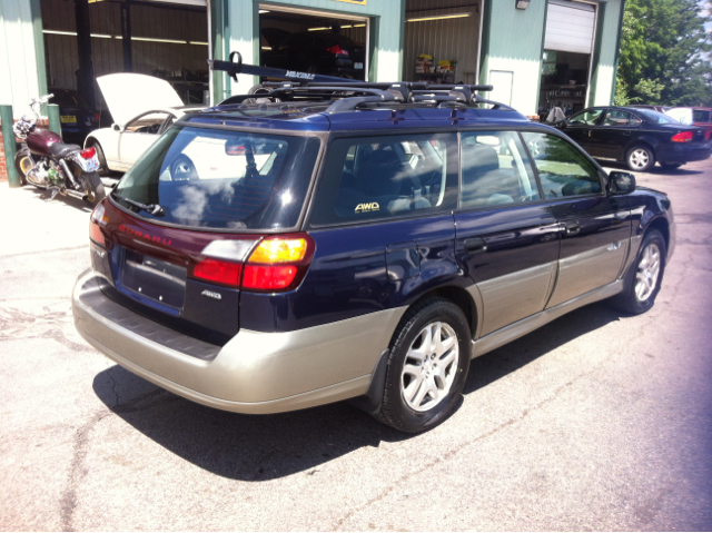 Subaru Outback 2004 photo 3