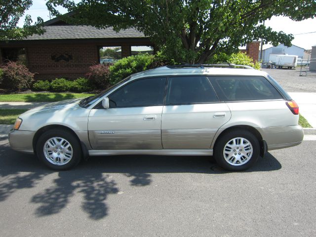 Subaru Outback 2004 photo 2