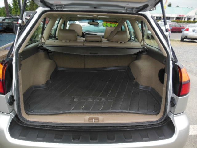 Subaru Outback 2004 photo 4