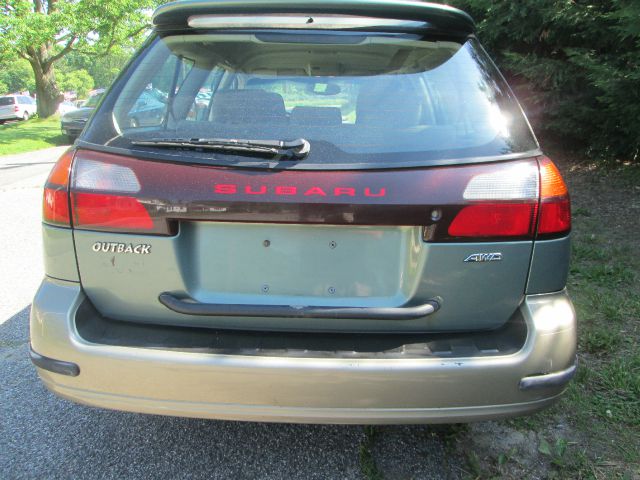 Subaru Outback 2004 photo 8