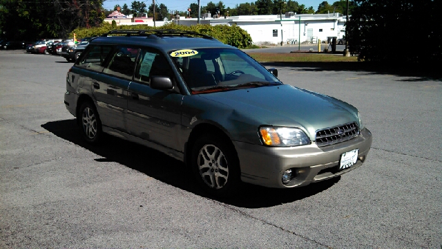 Subaru Outback 2004 photo 2