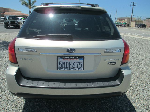 Subaru Outback 2005 photo 3