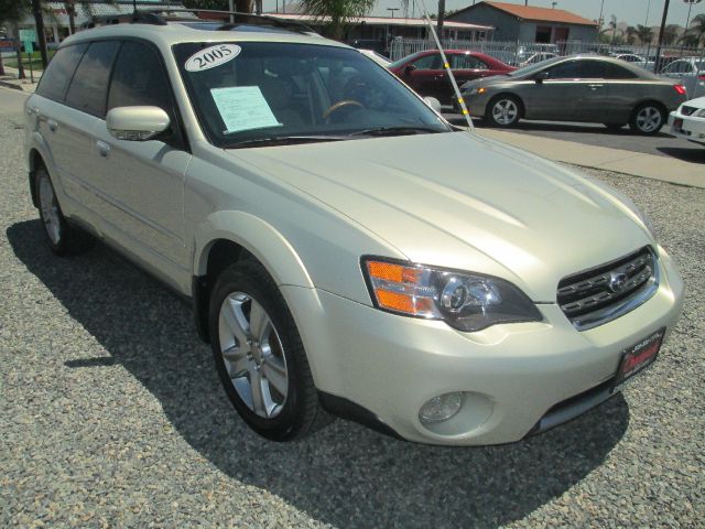 Subaru Outback 2005 photo 4