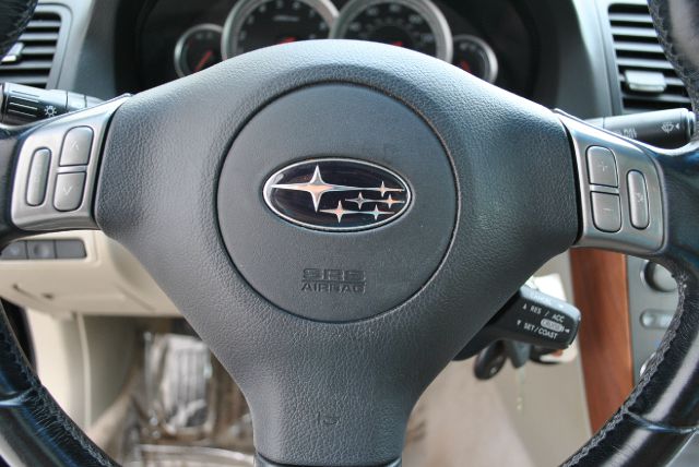 Subaru Outback HSE AWD Tech.package Sedan