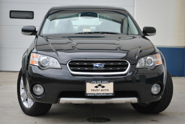 Subaru Outback 2005 photo 27