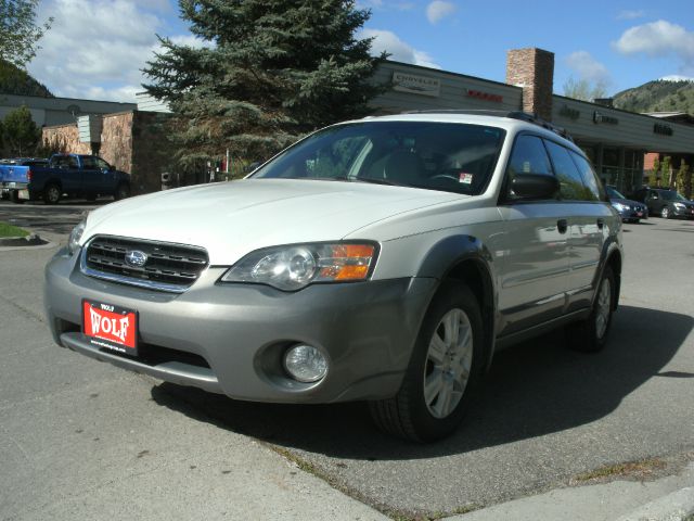 Subaru Outback 2005 photo 16