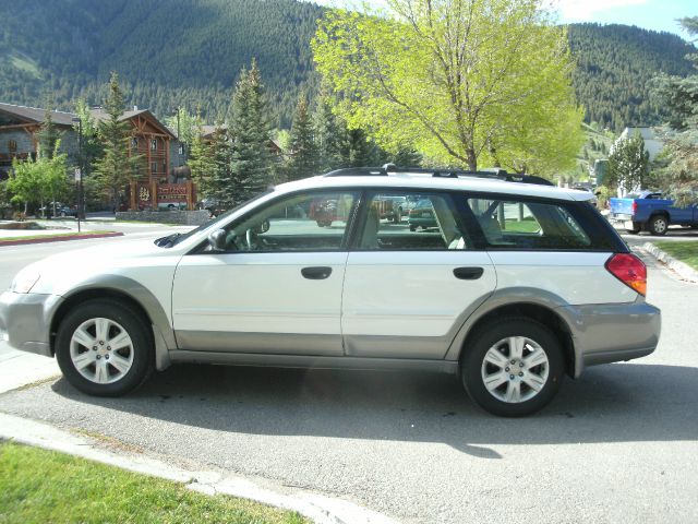 Subaru Outback 2005 photo 8