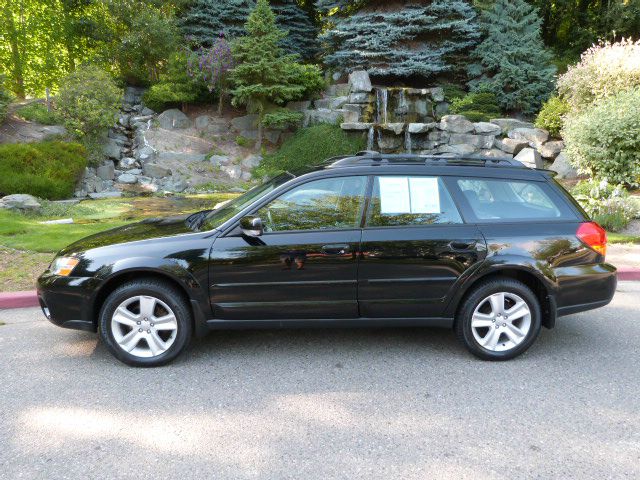 Subaru Outback 2005 photo 2