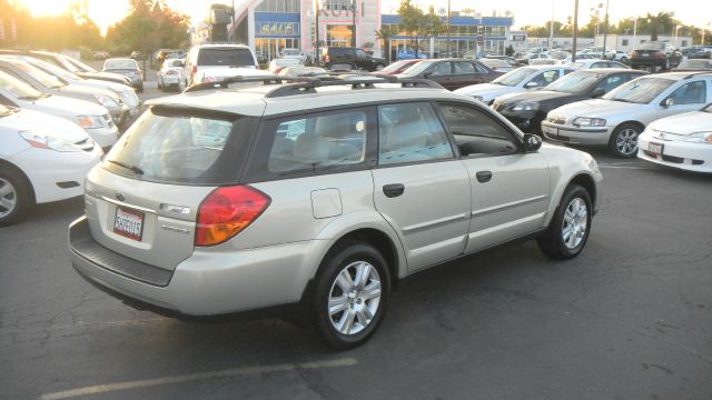 Subaru Outback 2005 photo 1