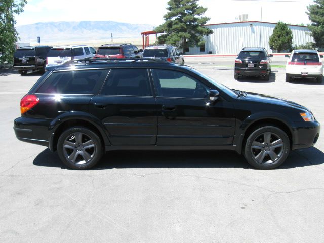 Subaru Outback 2005 photo 3