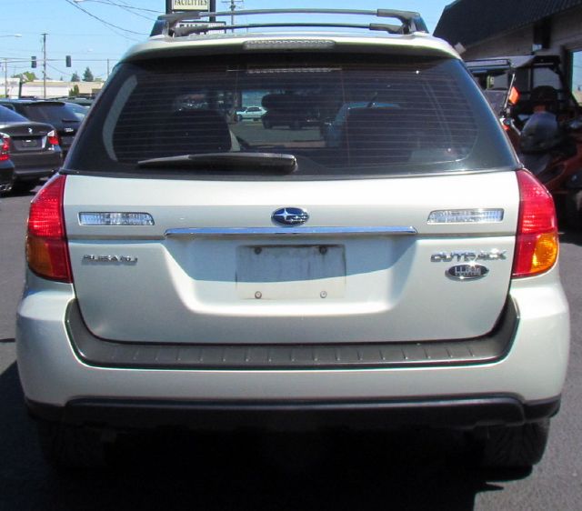 Subaru Outback 2005 photo 15