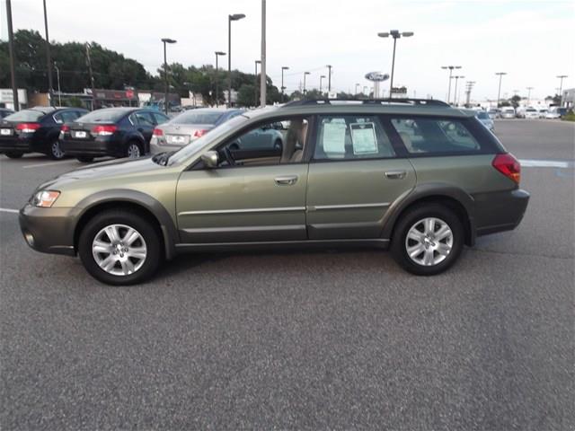 Subaru Outback 2005 photo 3