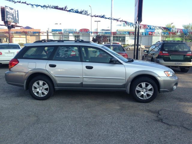 Subaru Outback 2005 photo 3