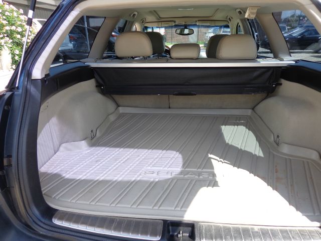 Subaru Outback 2005 photo 26