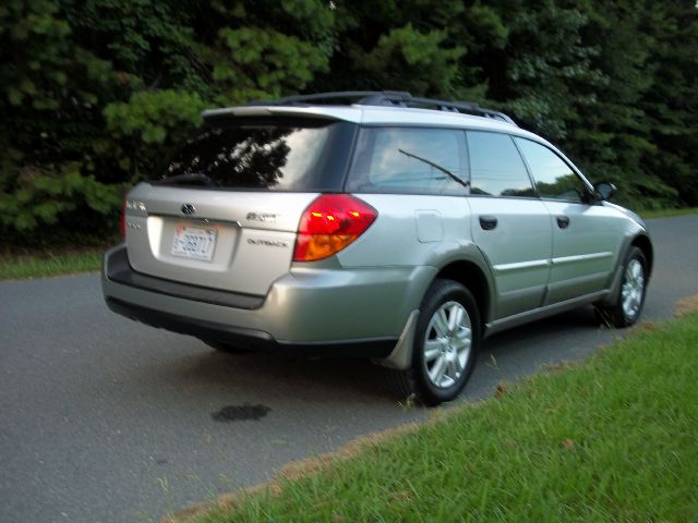 Subaru Outback EX 4D Hardtop SUV