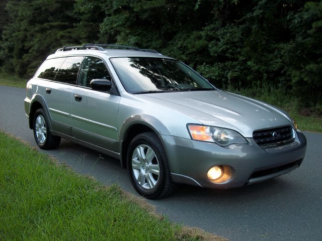 Subaru Outback 2005 photo 3