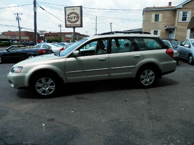 Subaru Outback 2005 photo 3