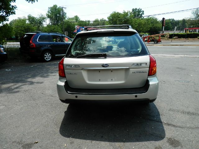 Subaru Outback 2005 photo 6