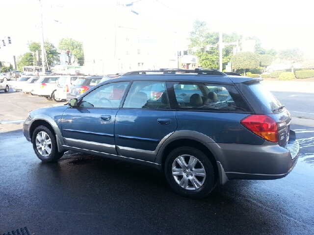 Subaru Outback 2005 photo 3