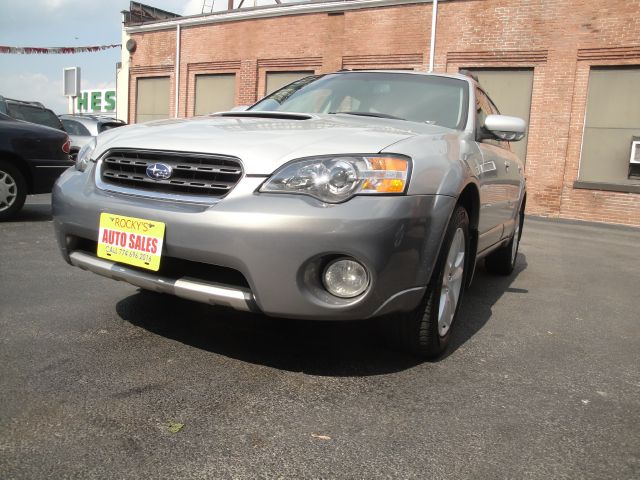 Subaru Outback 2005 photo 30