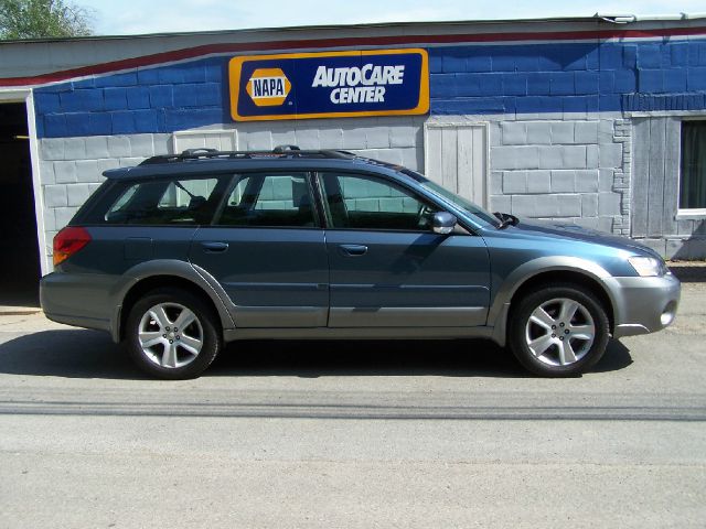 Subaru Outback 2005 photo 1