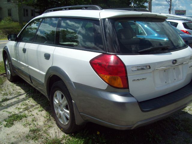 Subaru Outback 2005 photo 1